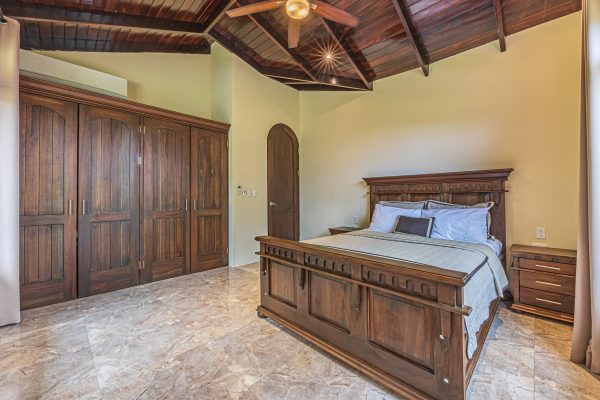 Single Garden Suites - Image 2